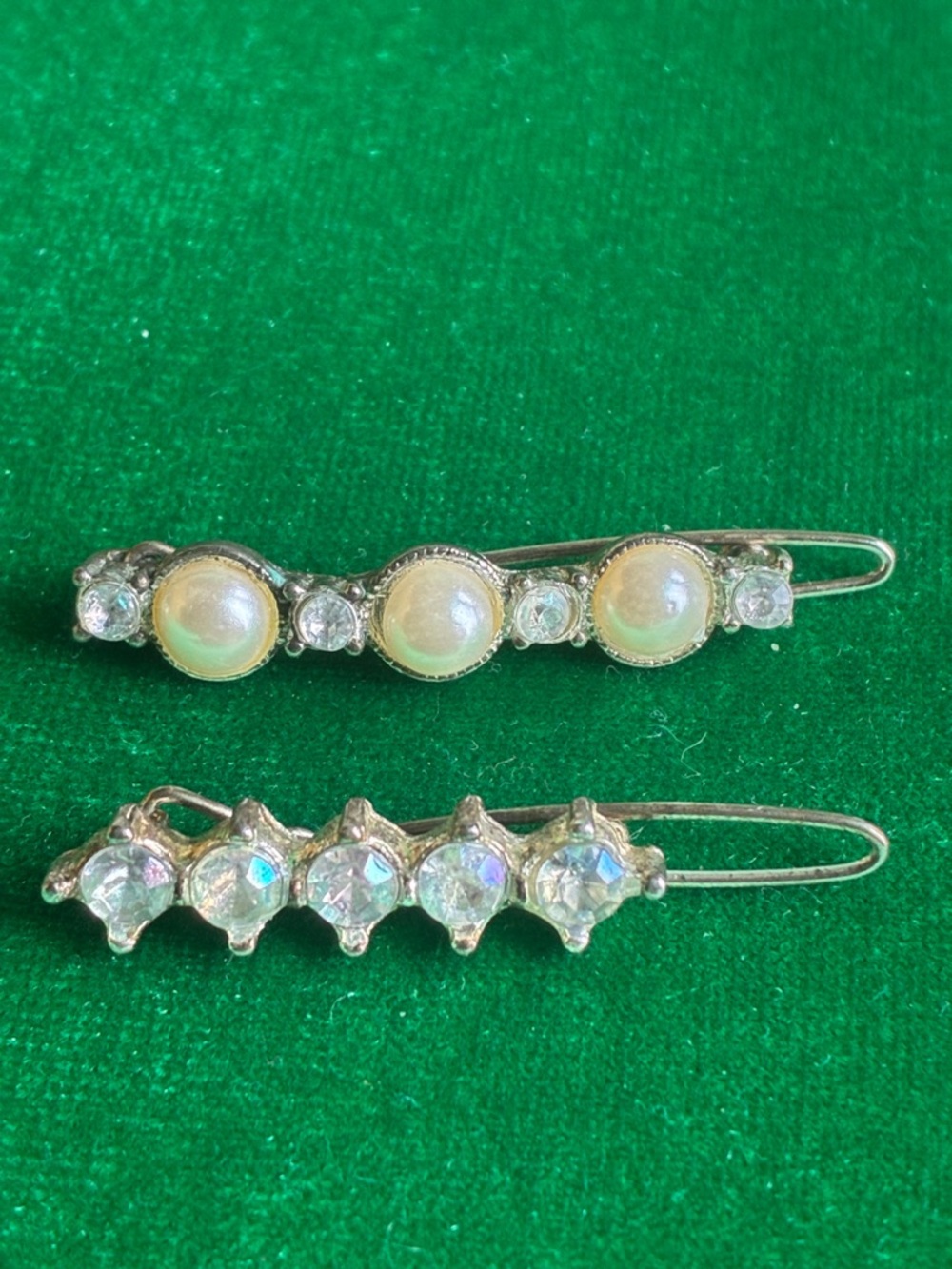 Faux pearls & rhinestones vintage hair clips set of 2 Elegant timeless wedding